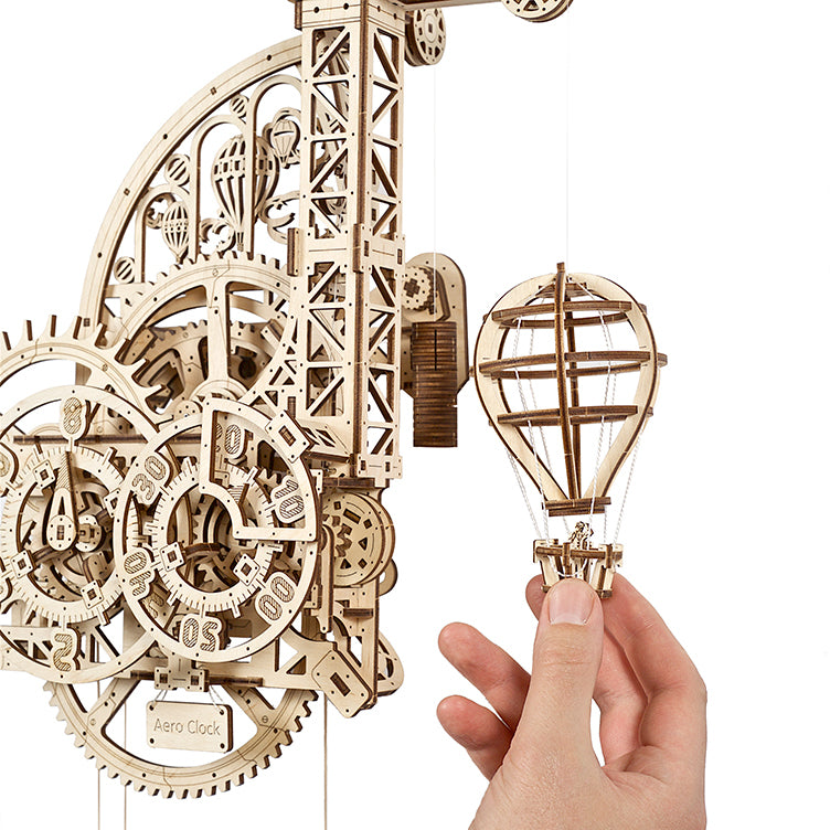 Ugears Aero 飛行機械鐘