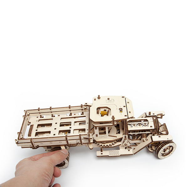 Ugears 四輪驅動卡車