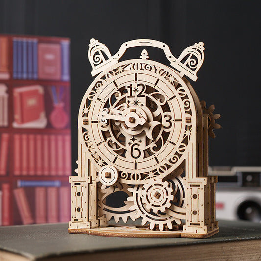 Ugears 時鐘小紳士