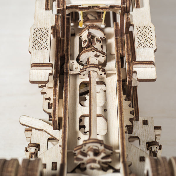 Ugears 四輪驅動卡車