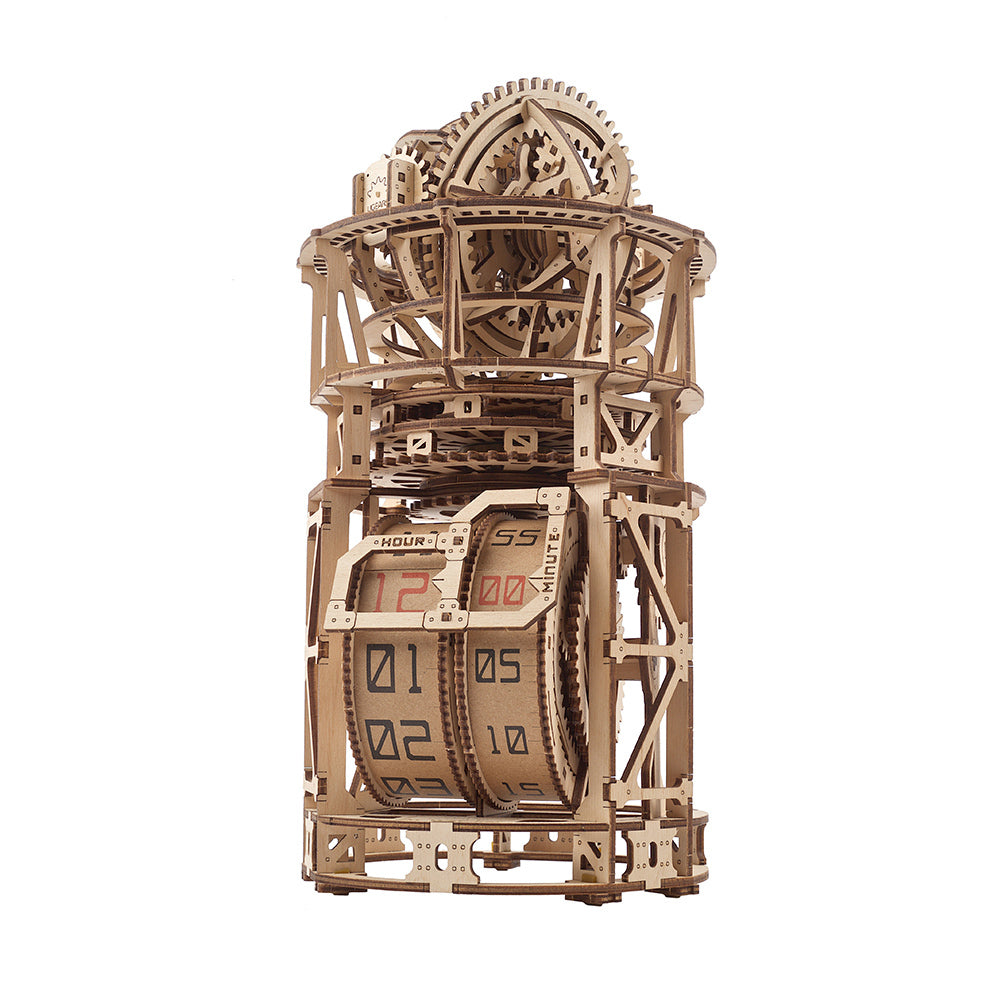 宇宙仰望者 - Ugears 的第一個陀飛輪