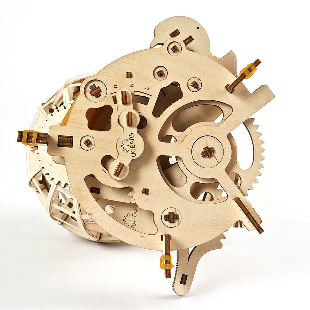 Ugears 旋轉的蓋亞星球