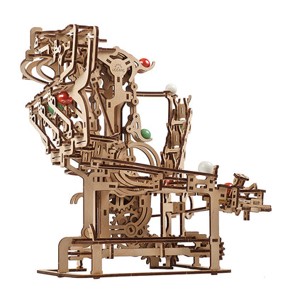 Ugears 瘋狂彈珠台1號 - 鏈式升降系統