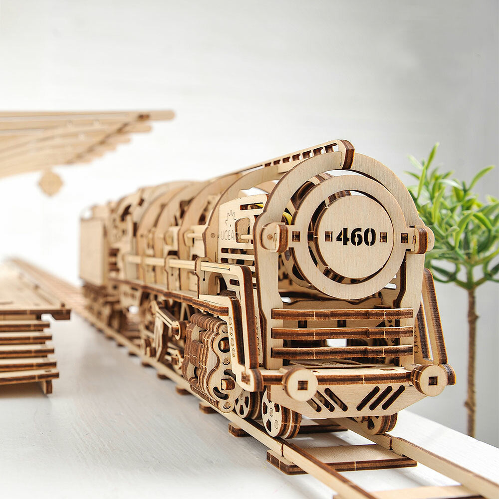 Ugears 蒸汽火車頭