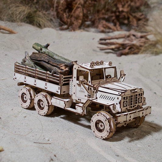 Ugears Mack 全地形鬥牛犬卡車